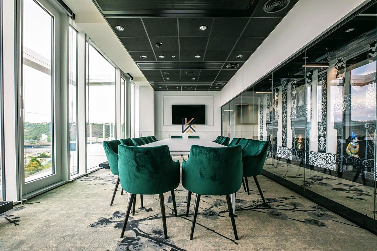 Pronájem kanceláře 824 m² – fotografie 5
