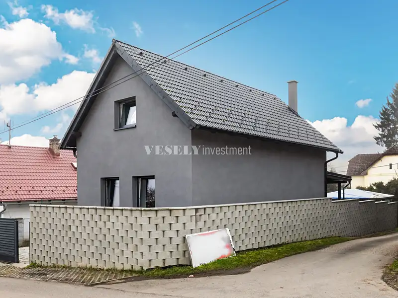 Prodej rodinného domu 146 m², pozemek 299 m², Hvozdnice – náhled fotky 3