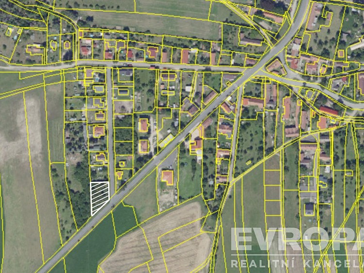 Prodej pozemku, 975 m² (3 z 9)