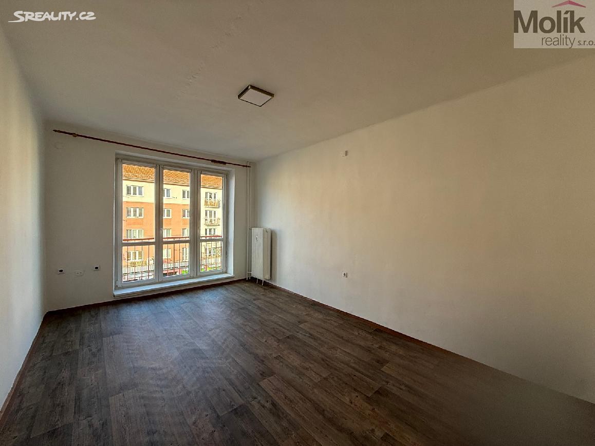 Pronájem bytu 2+1 52 m² – pohled 5
