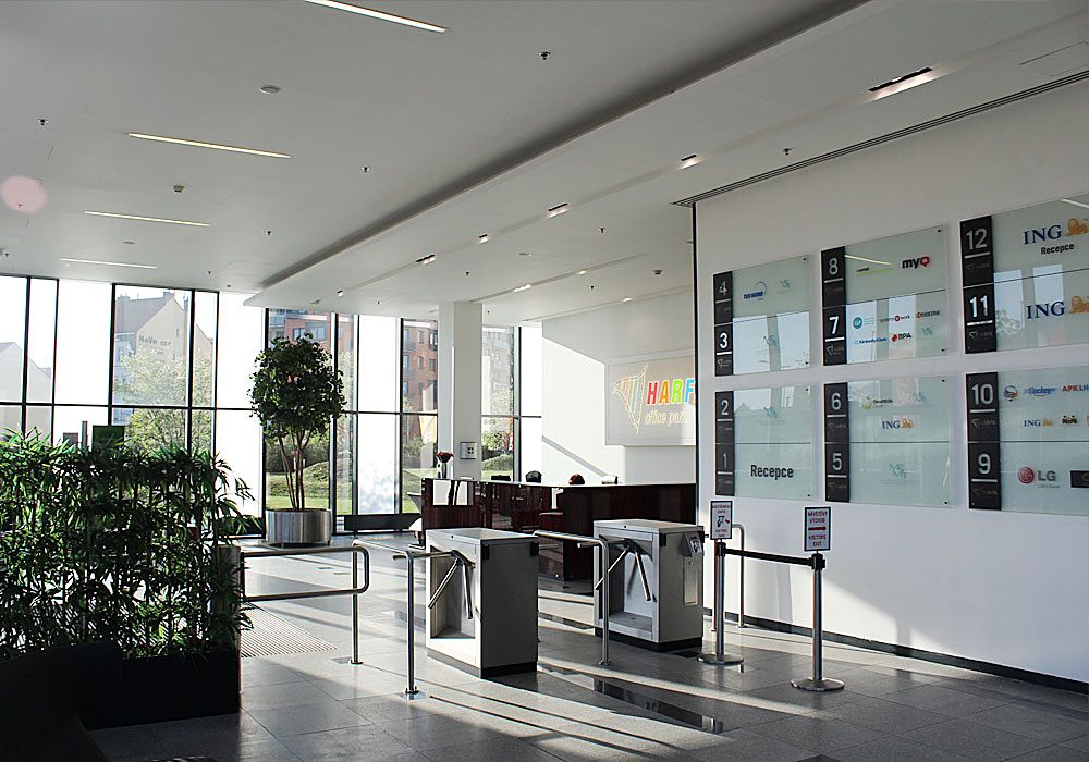 Pronájem kanceláře 740 m² – fotografie 3