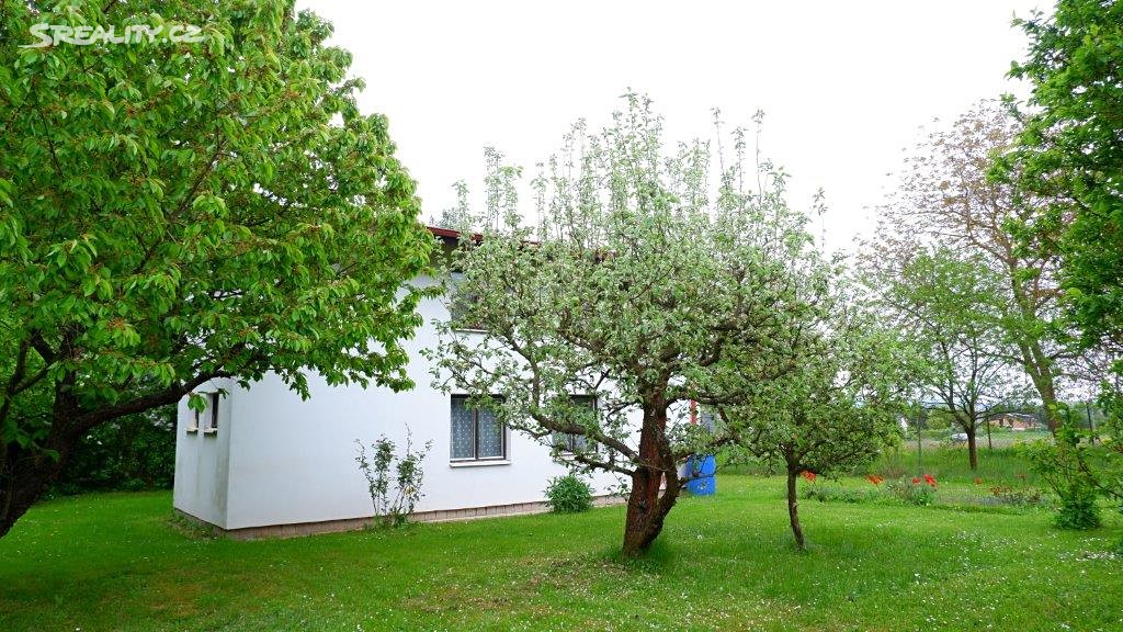 Prodej  chaty 136 m², pozemek 535 m² – pohled 2