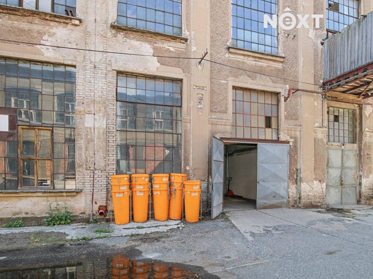 Комерційне приміщення в оренду, 1 800 м² (9 з 9)