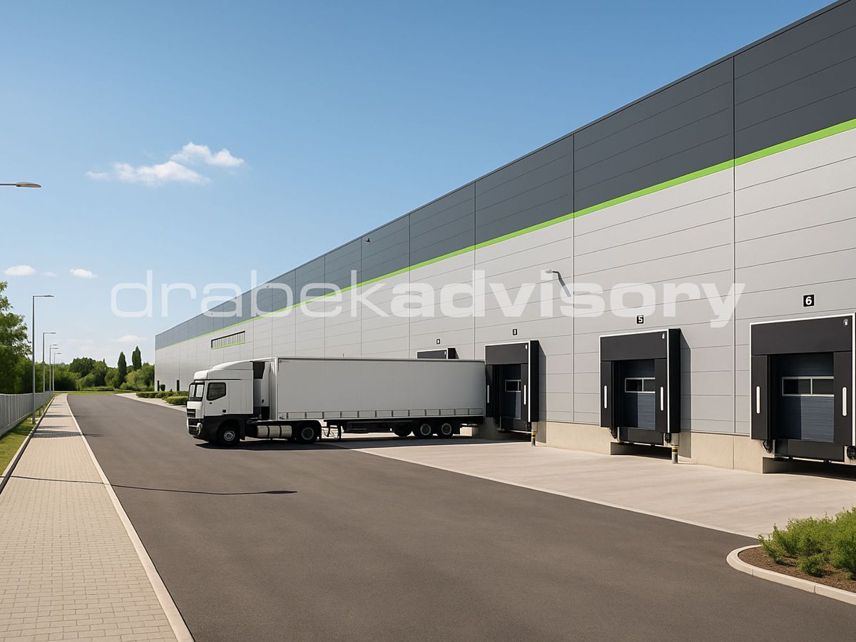 Pronájem skladového prostoru 3900 m²