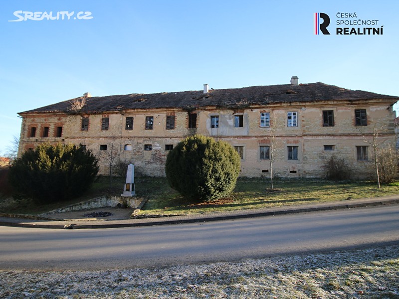 Prodej komerční nemovitosti 618 m², okres Mělník