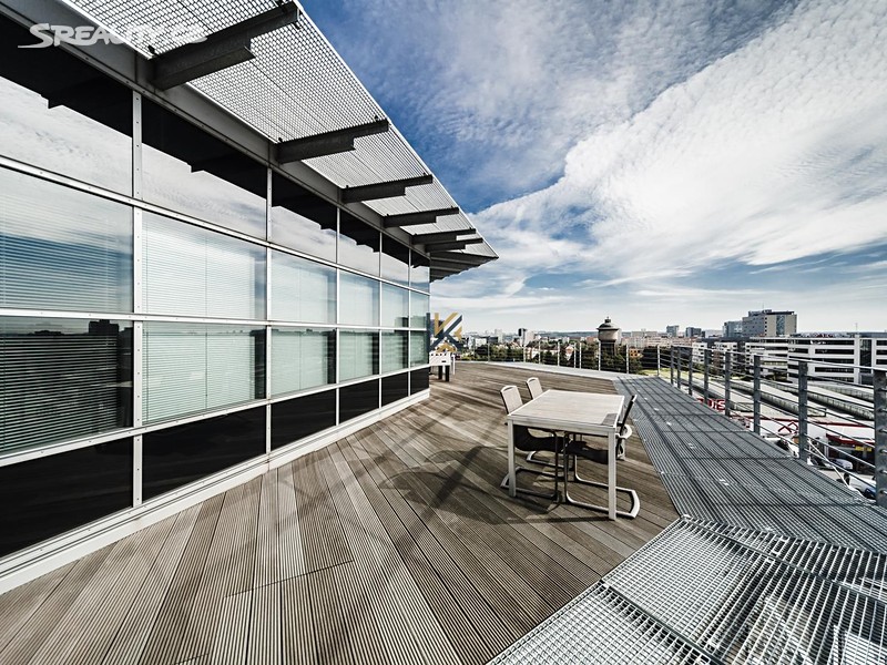 Pronájem kanceláře 505 m², Praha