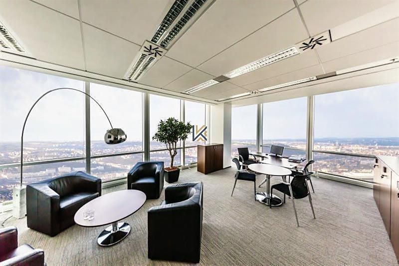 Pronájem kanceláře 462 m² – fotografie 2