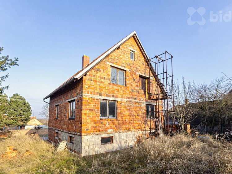 Будинок на продаж, 180 м² (2 з 16)