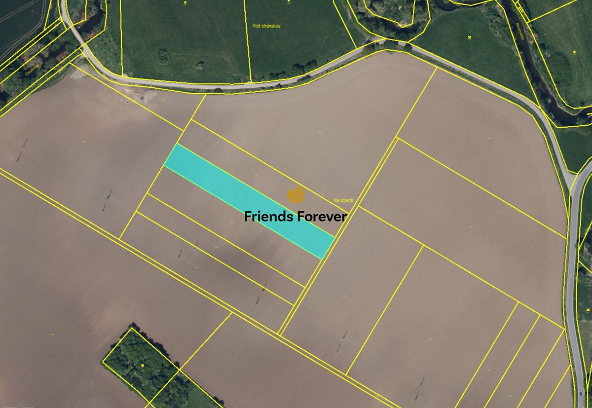 Prodej pole 4974 m²