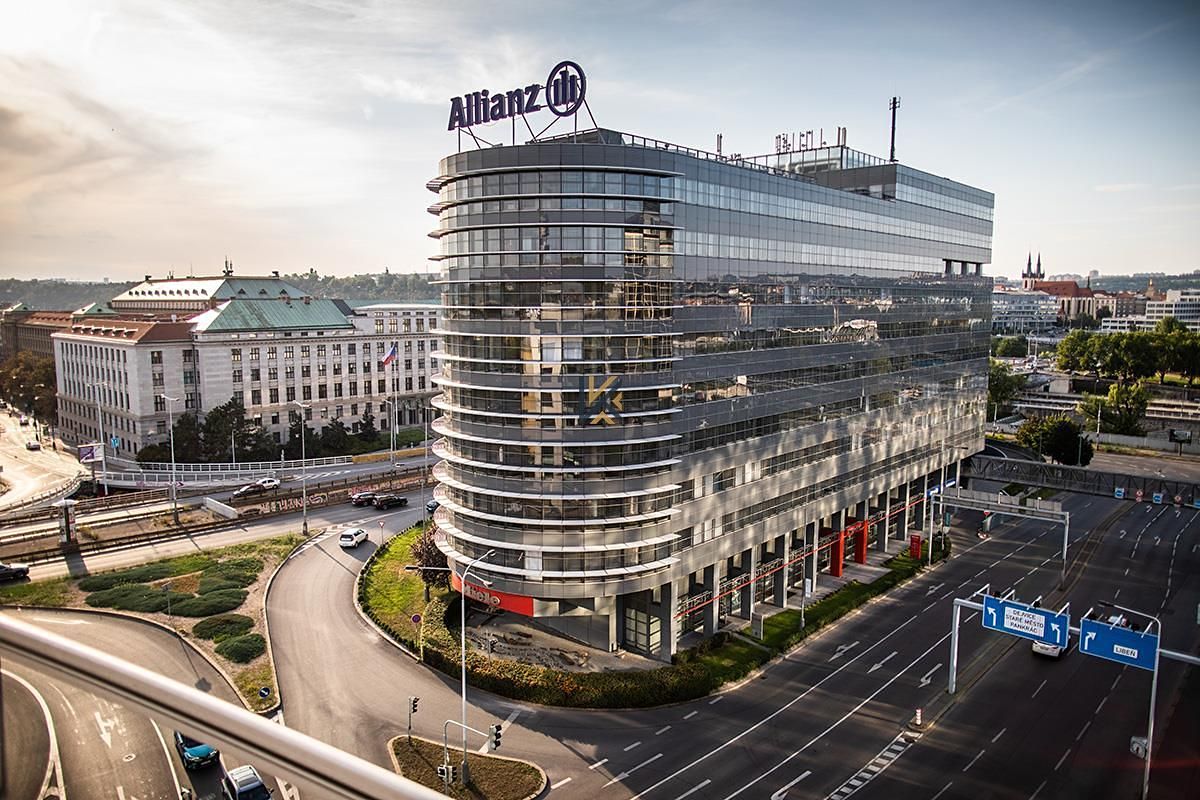 Pronájem kanceláře 506 m²