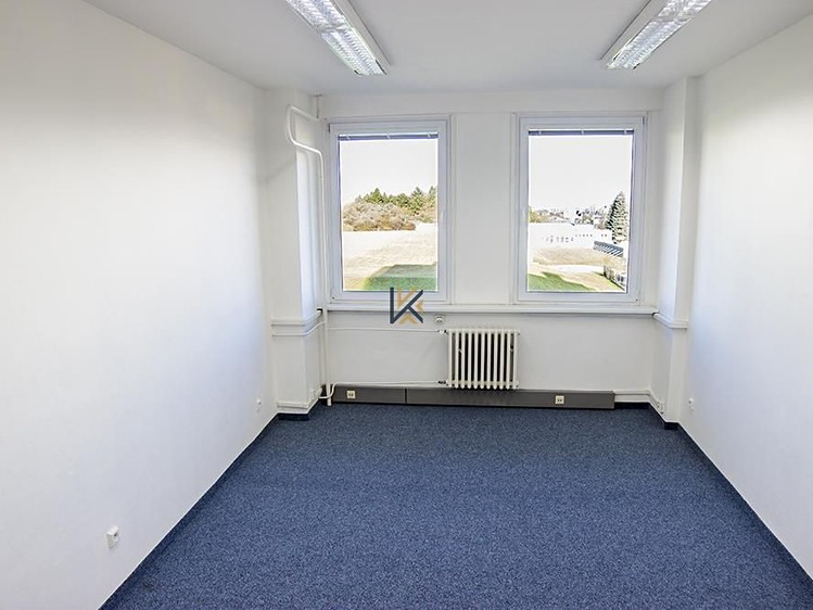 Комерційне приміщення в оренду, 70 м² (2 з 6)