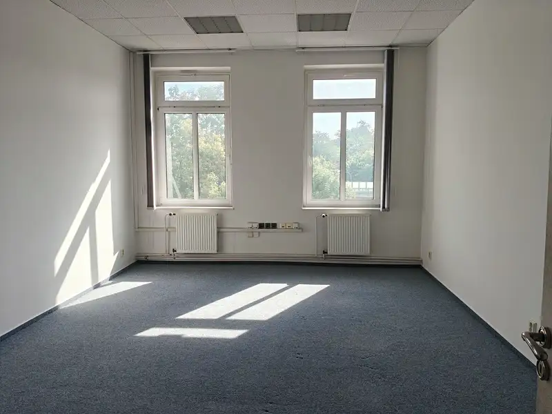 Pronájem kanceláře 151 m², Teplice – náhled fotky 3