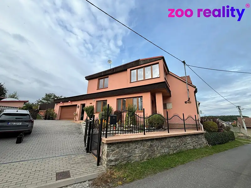 Prodej rodinného domu 275 m², pozemek 1388 m², Přemyslovice – náhled fotky 2