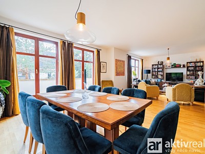 Pronájem bytu 4+kk 180 m²
