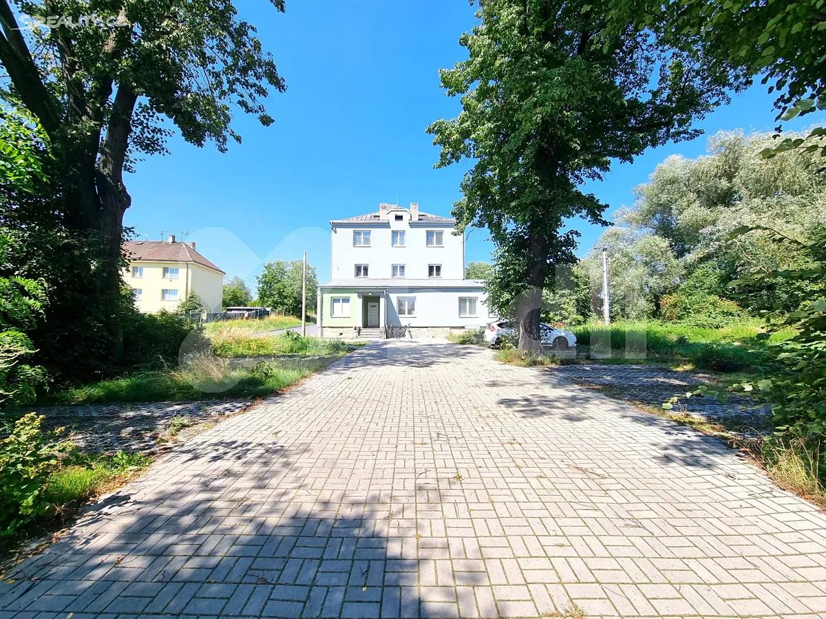 Pronájem bytu 1+kk 30 m² – pohled 2