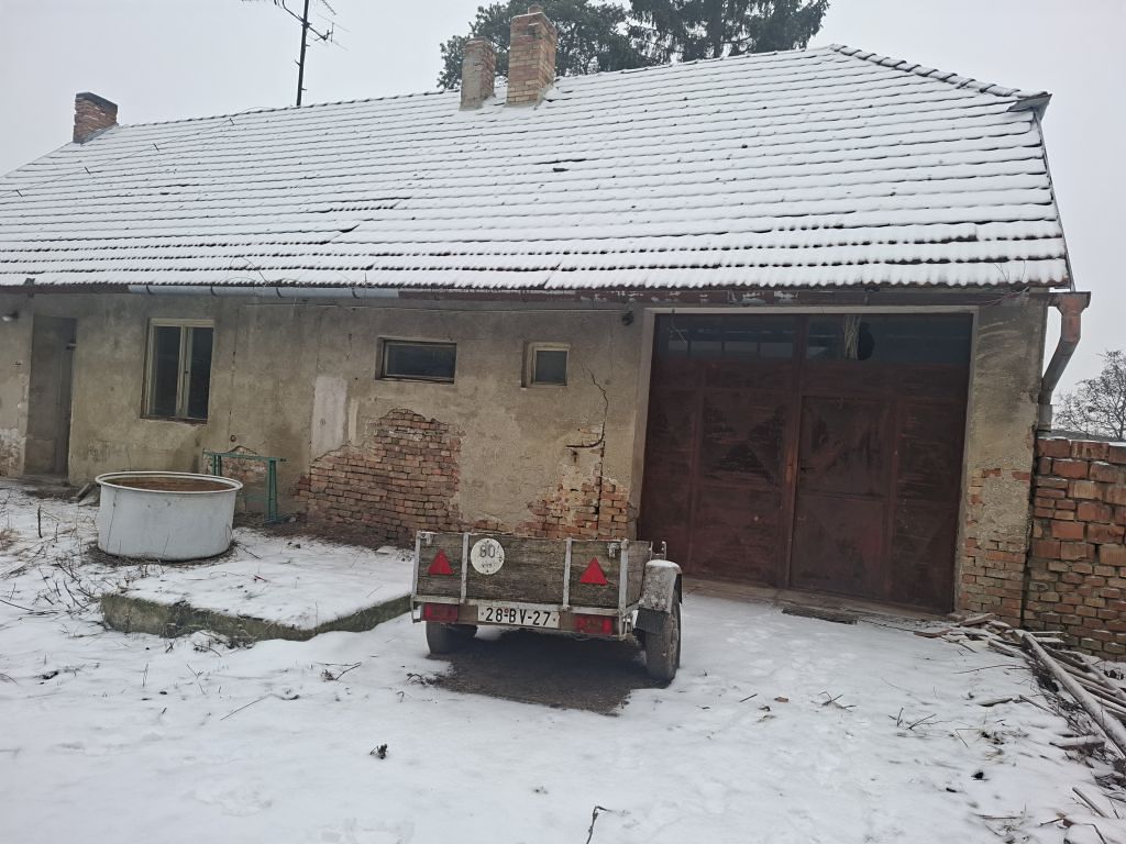 Prodej rodinného domu 158 m², pozemek 6169 m² – fotografie 2