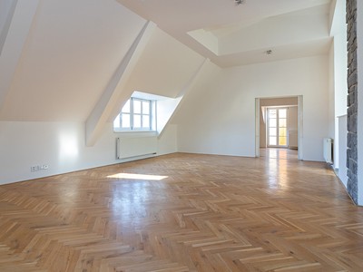 Pronájem bytu 3+kk 114 m²