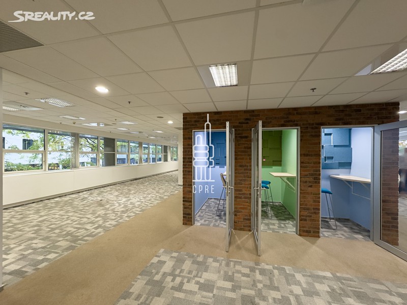 Pronájem kanceláře 494 m² – pohled 4