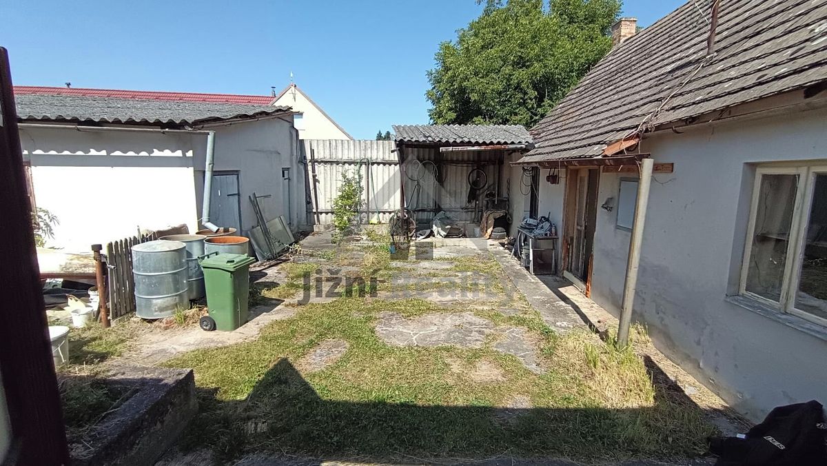 Prodej rodinného domu 112 m², pozemek 240 m² – fotografie 3