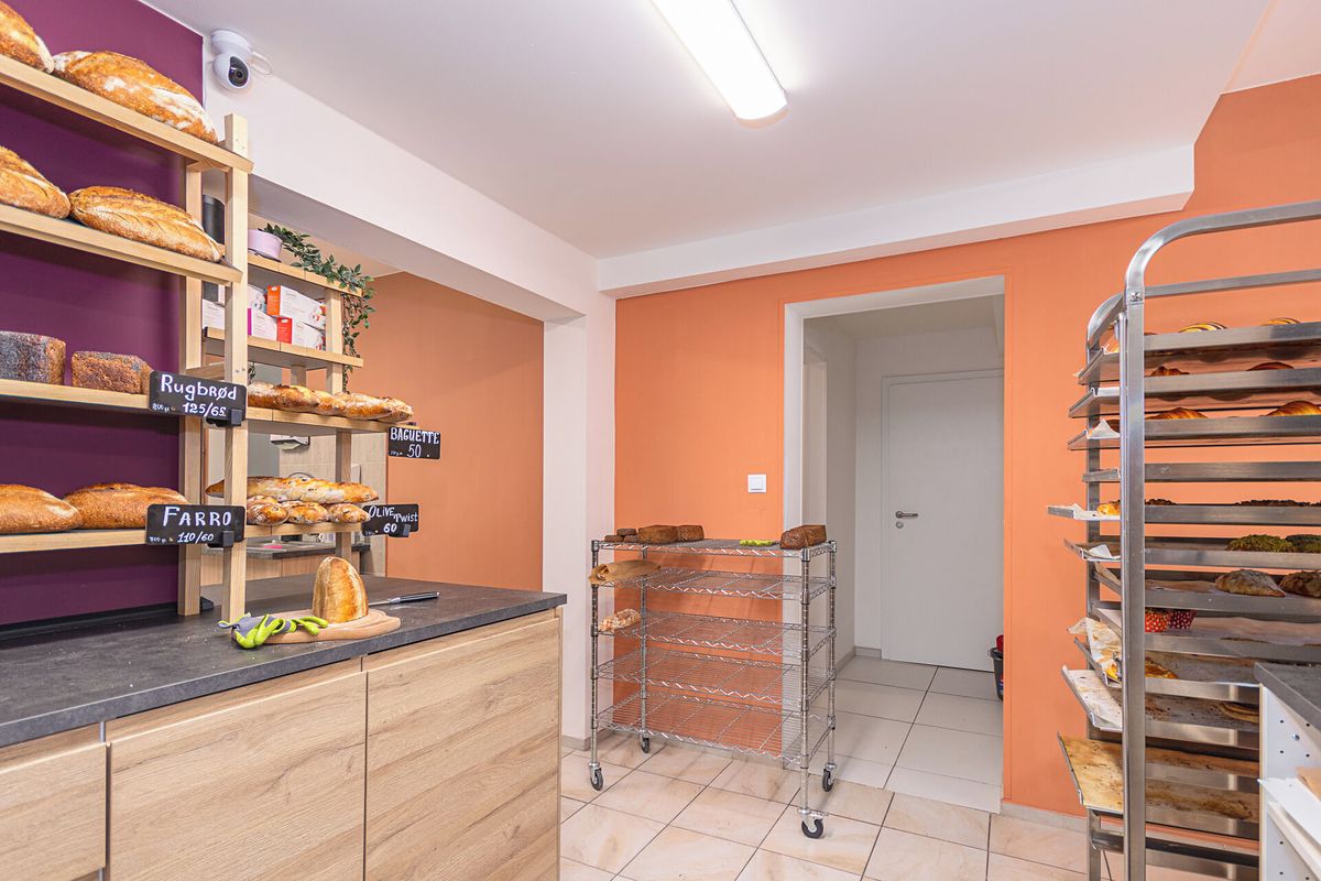 Prodej obchodního prostoru 68 m² – fotografie 3