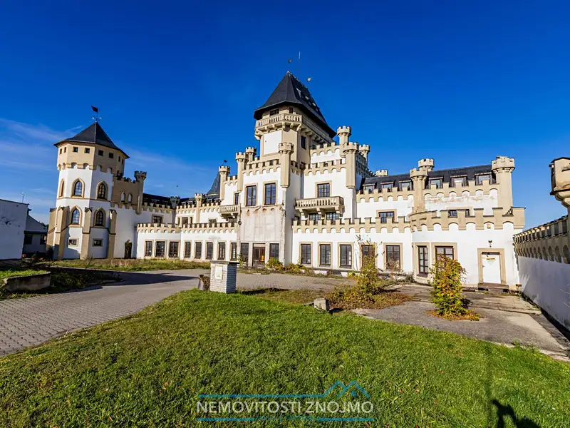 Prodej ubytovacího zařízení 1550 m², Znojmo – náhled fotky 1