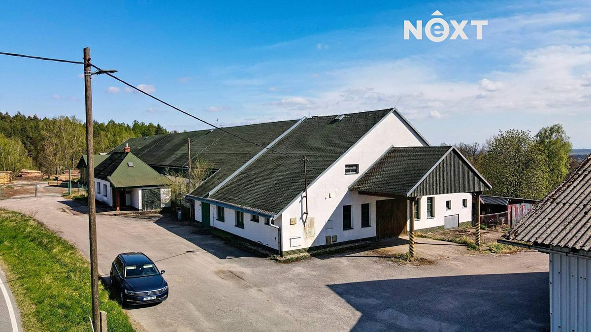 Prodej výrobní haly, prostoru 900 m² – fotografie 3