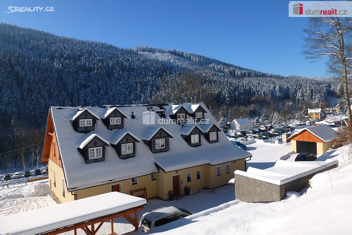 Prodej ubytovacího zařízení 324 m²