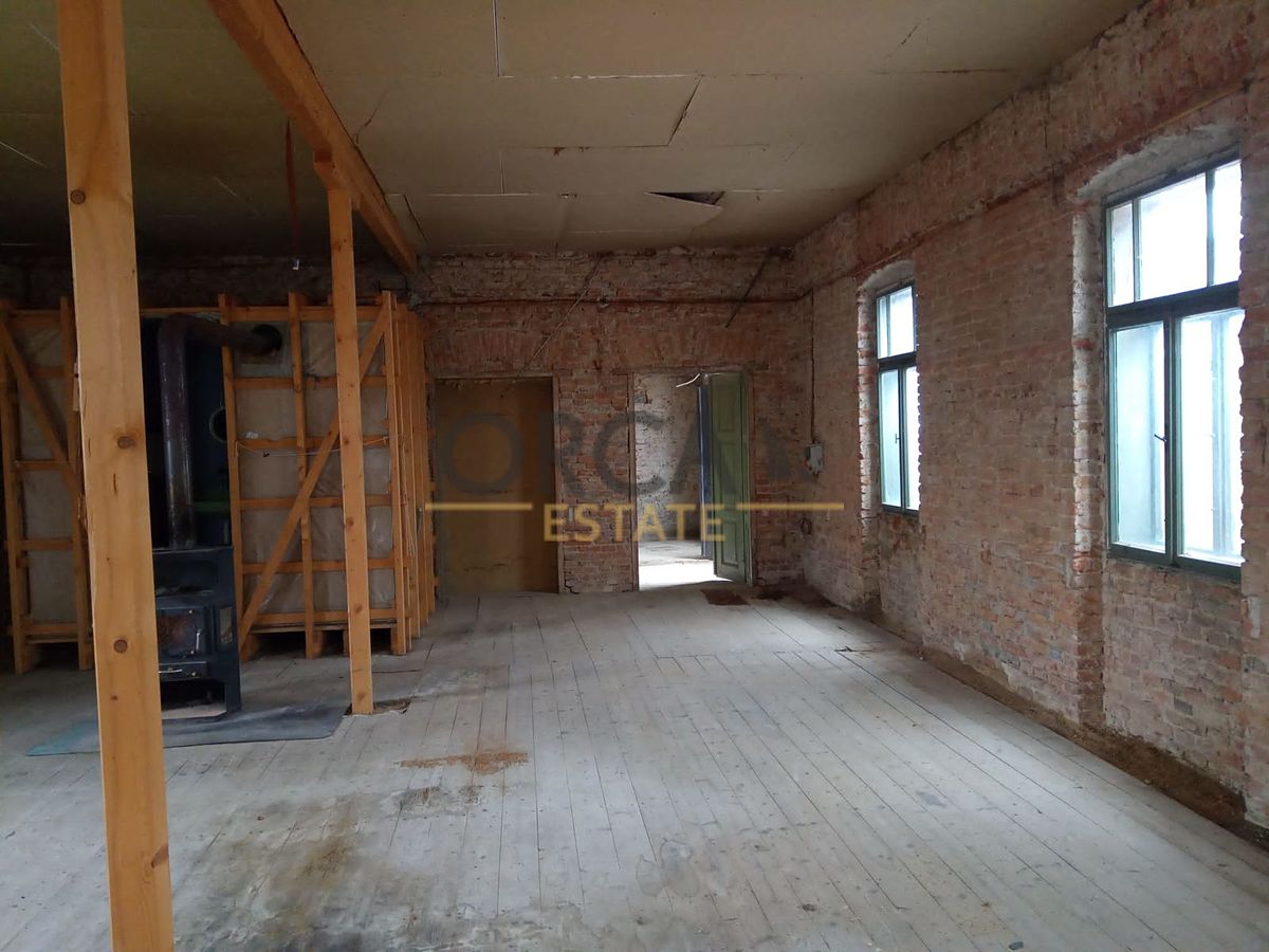 Prodej rodinného domu 340 m², pozemek 181 m²