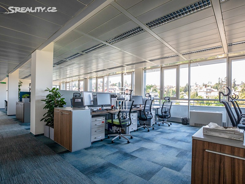 Pronájem kanceláře 408 m² – pohled 2