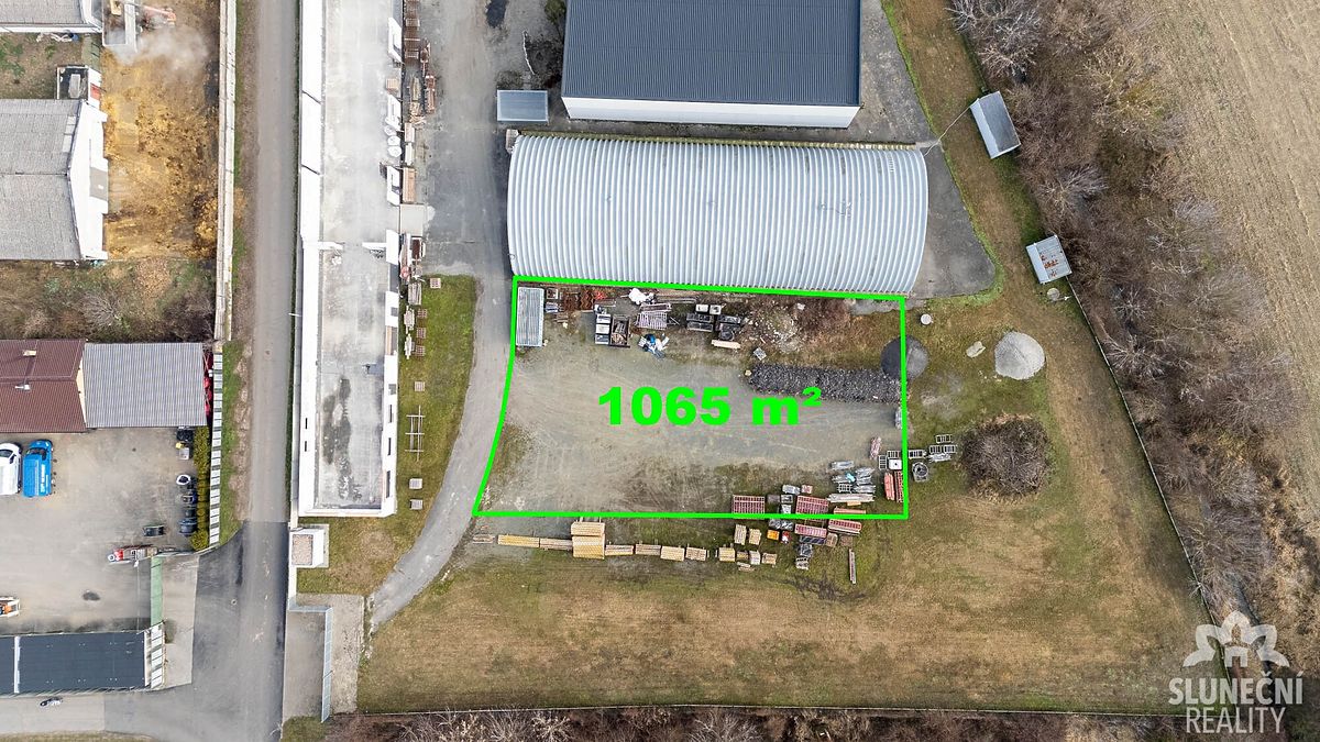 Pronájem komerčního pozemku 1180 m² – fotografie 2