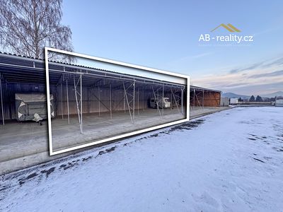Pronájem garážového stání 35 m²