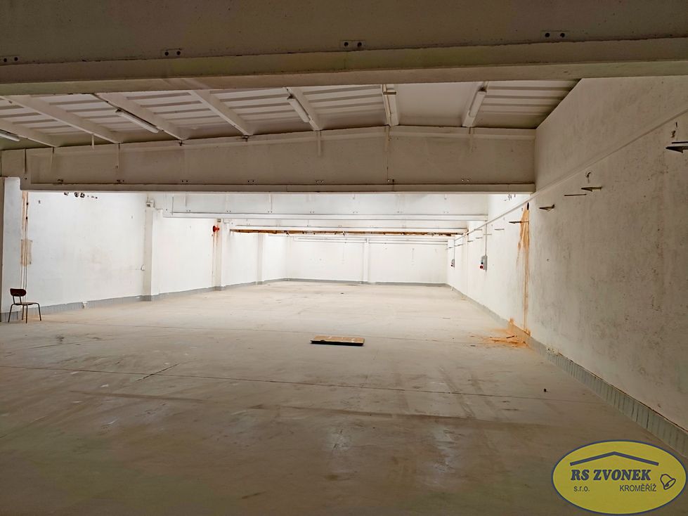 Pronájem výrobní haly, prostoru 1200 m² – fotografie 2
