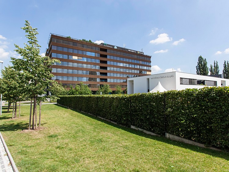 Pronájem komerčního prostoru, 2 030 m² (21 z 31)