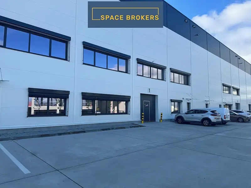 Pronájem obchodního prostoru 937 m², Tuchoměřice – náhled fotky 1