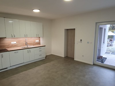 Pronájem bytu 2+kk 82 m² (Jednopodlažní)