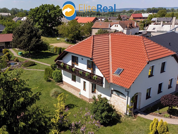 Haus zum Kauf, 344 m² (1 von 47)