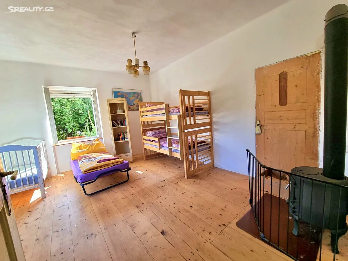 Prodej rodinného domu 200 m², pozemek 4589 m² - Widok 3