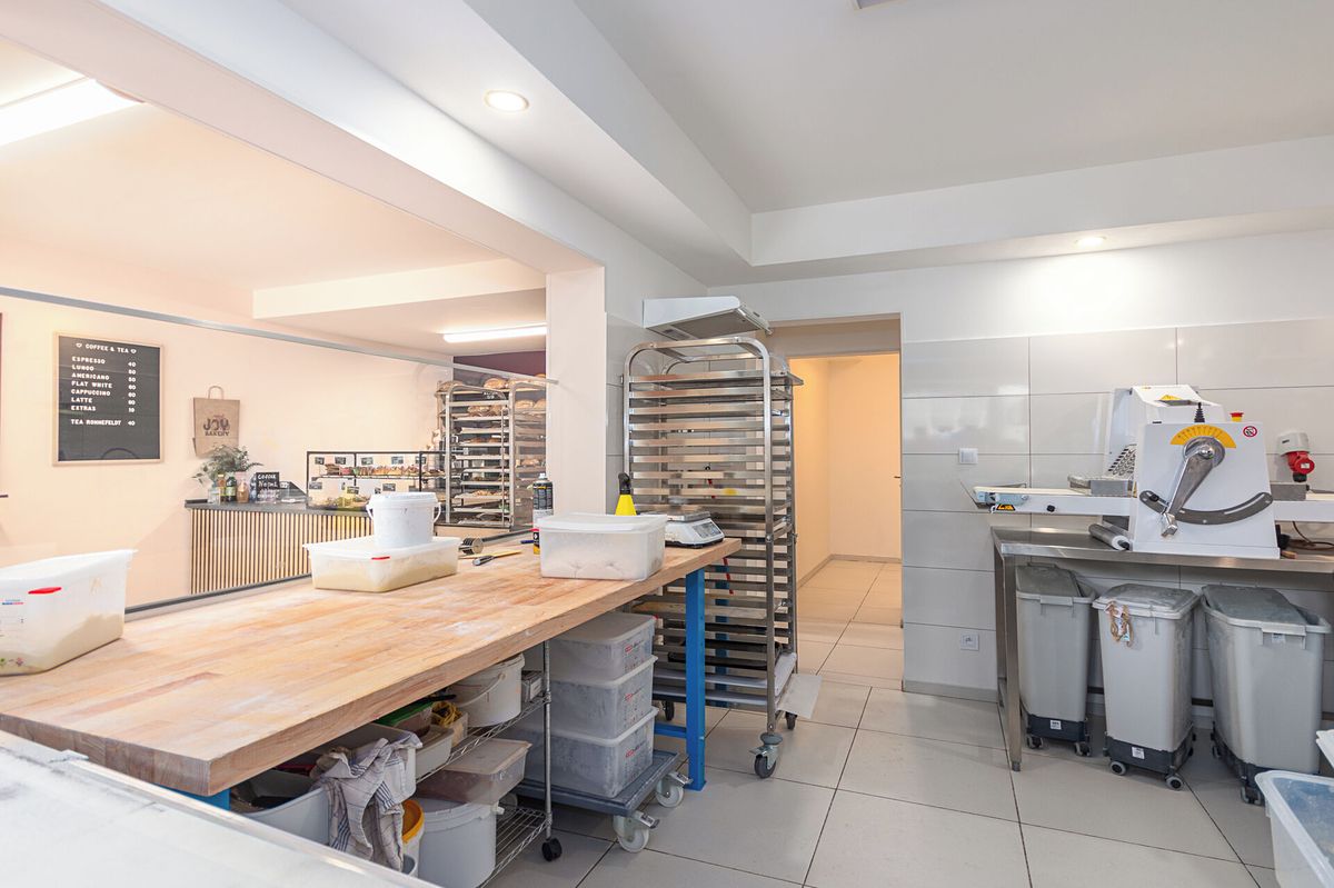 Prodej obchodního prostoru 68 m² – fotografie 5