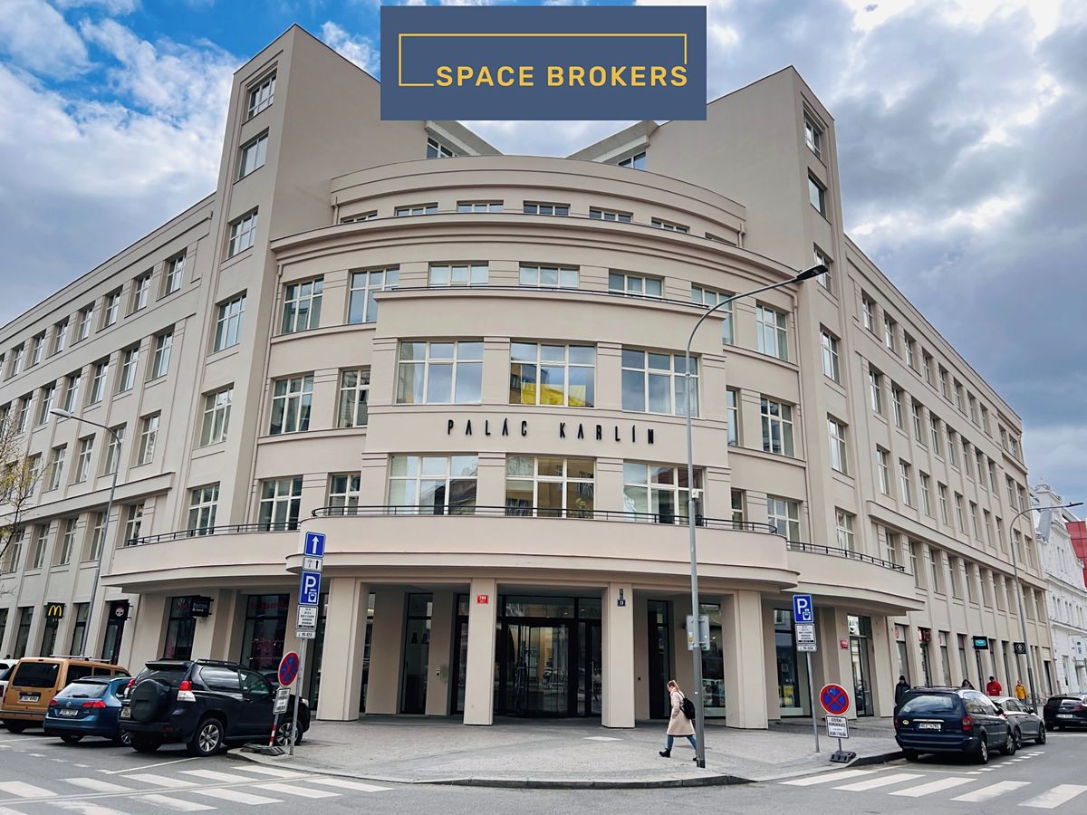Pronájem kanceláře 550 m²