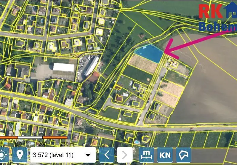 Prodej stavebního pozemku 1369 m², Dobrovice – náhled fotky 2