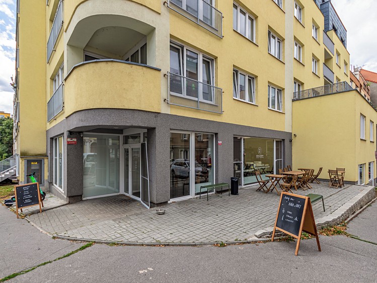 Prodej komerčního prostoru, 123 m² (6 z 13)