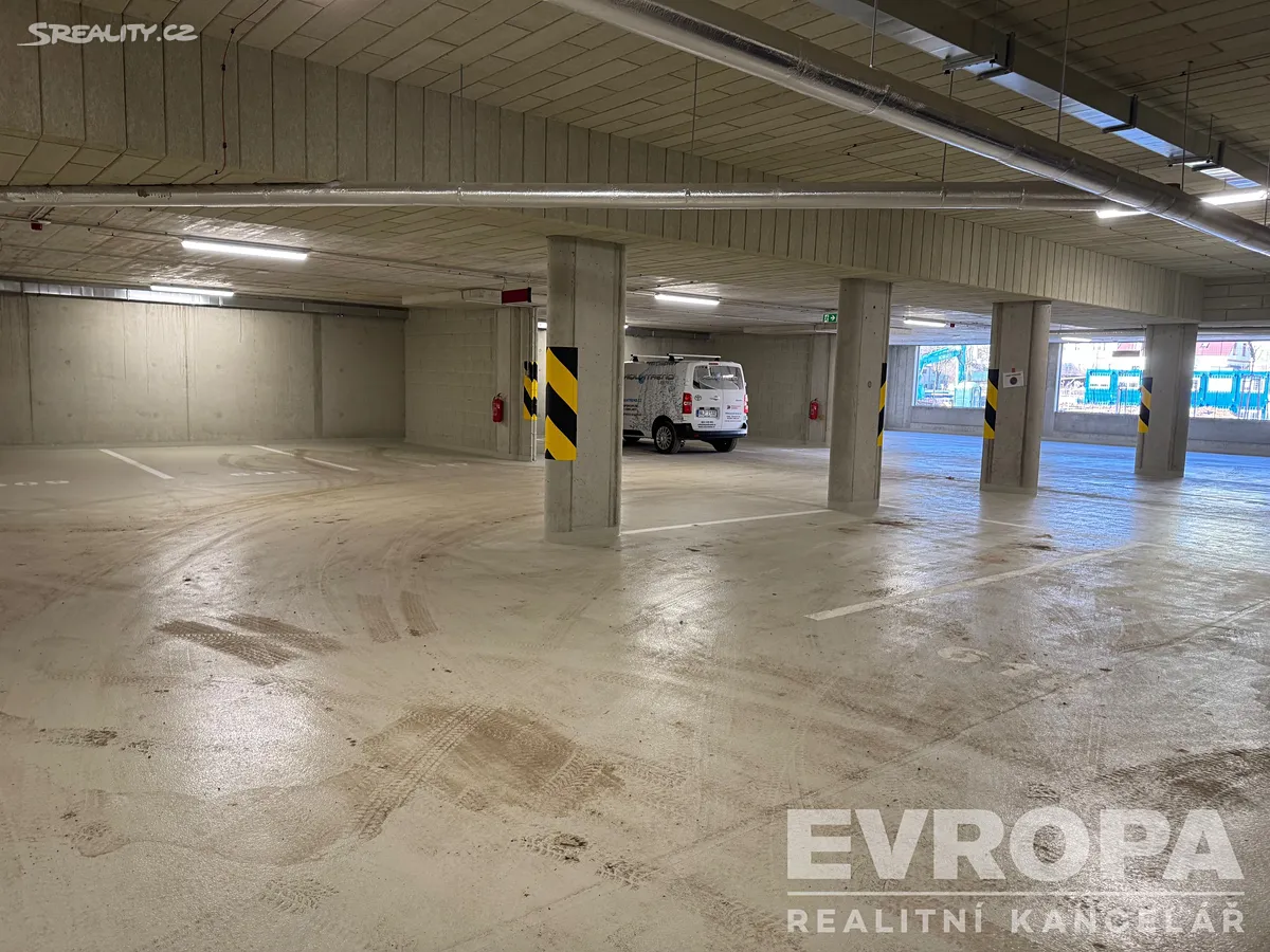 Pronájem garáže 16 m² – pohled 4
