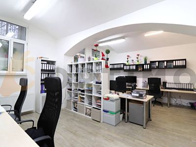 Prodej kanceláře 120 m²