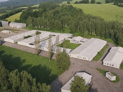 Prodej výrobní haly, prostoru 10 485 m²