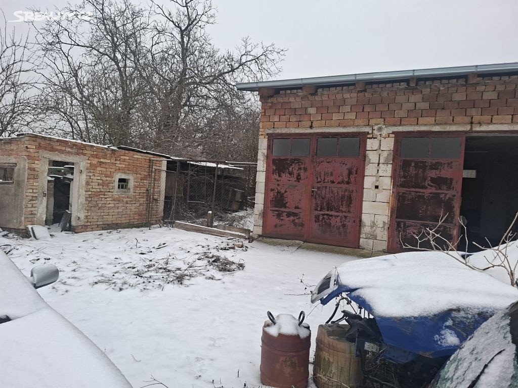 Prodej  rodinného domu 158 m², pozemek 6 169 m² – další