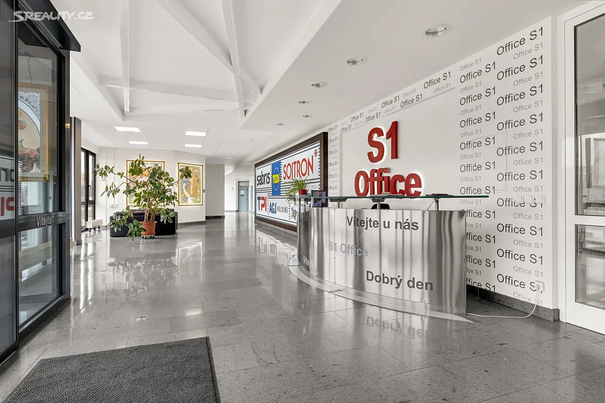Pronájem kanceláře 479 m² – pohled 2
