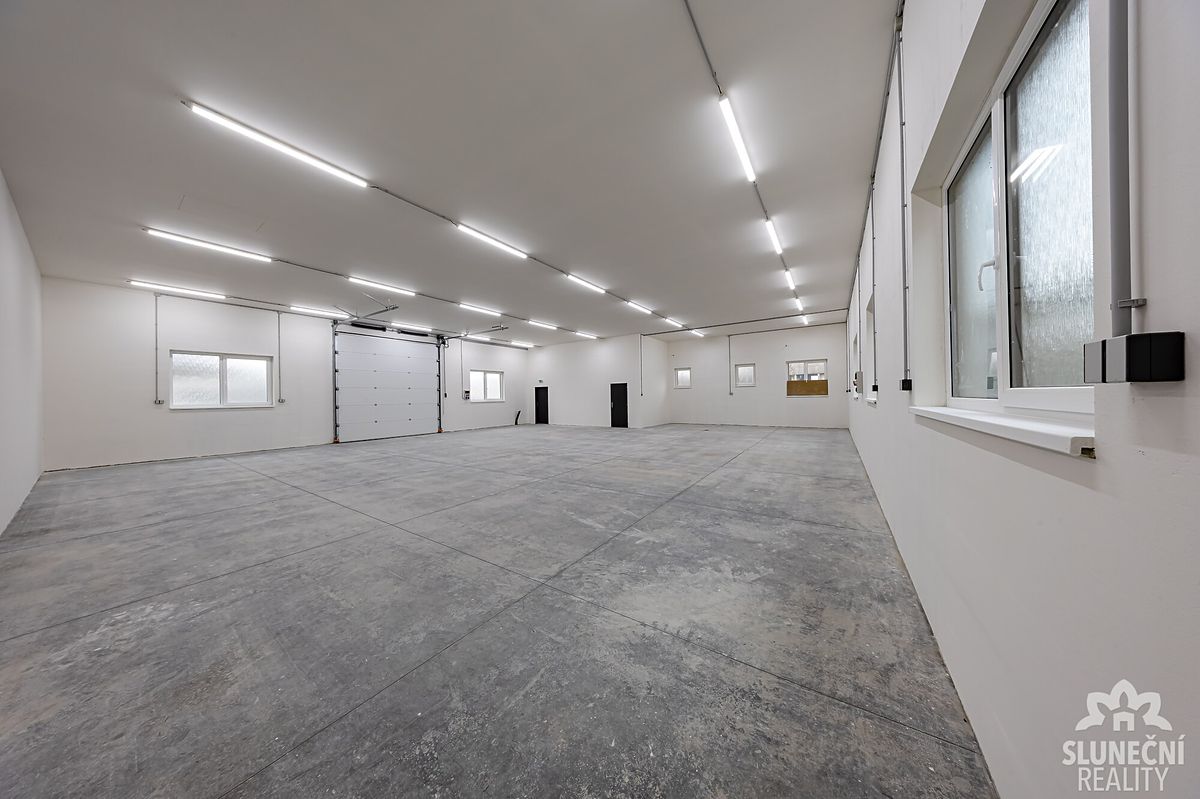 Pronájem komerčního pozemku 1180 m² – fotografie 5