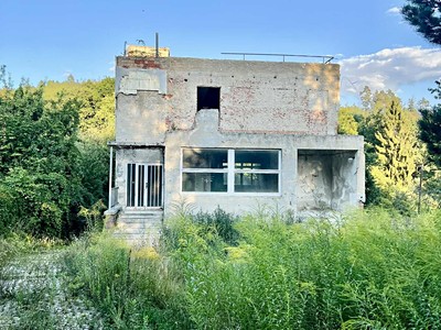 Haus zum Kauf, 650 m² (2 von 18)