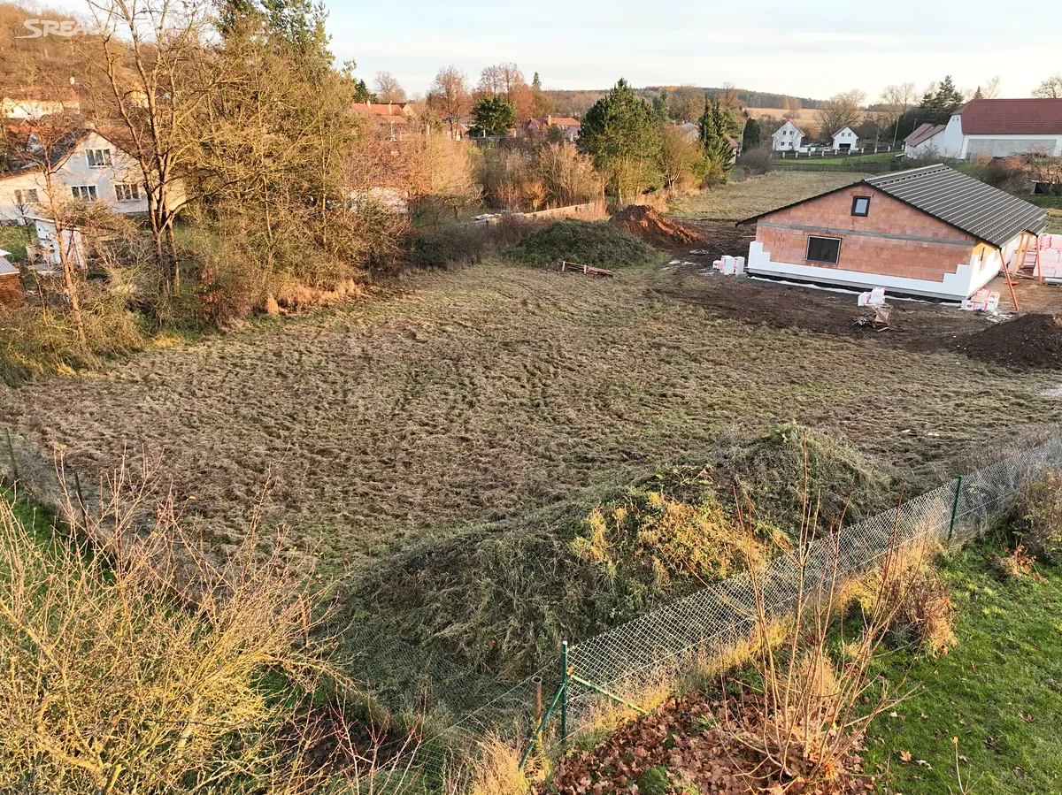 Prodej stavebního pozemku 1297 m² - Widok 5
