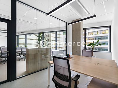 Pronájem kanceláře 148 m²
